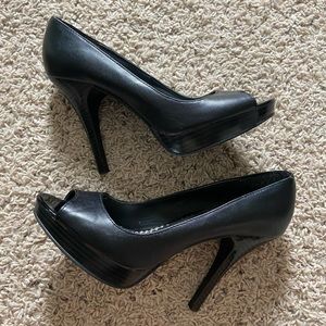 5” black heels, good condition!